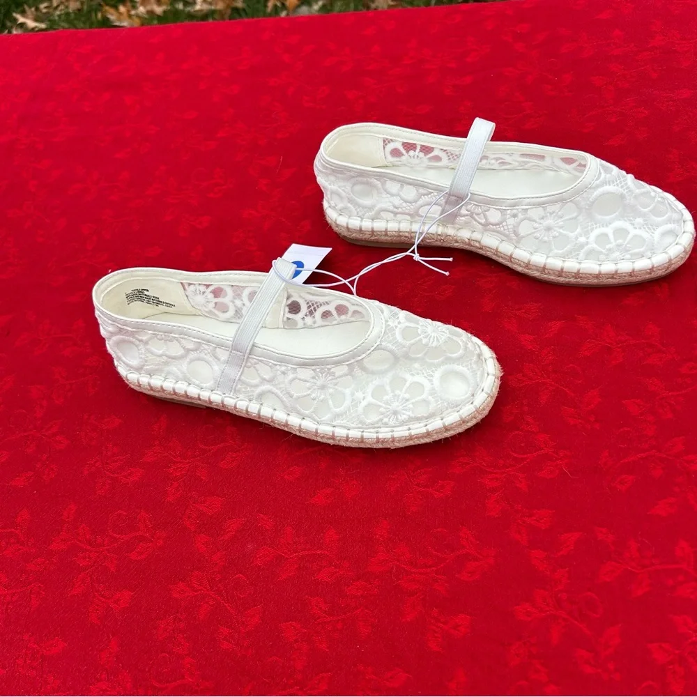 Women's‎ Celia Floral Lace Mary Jane Espadrille Flat by universal thread size 7